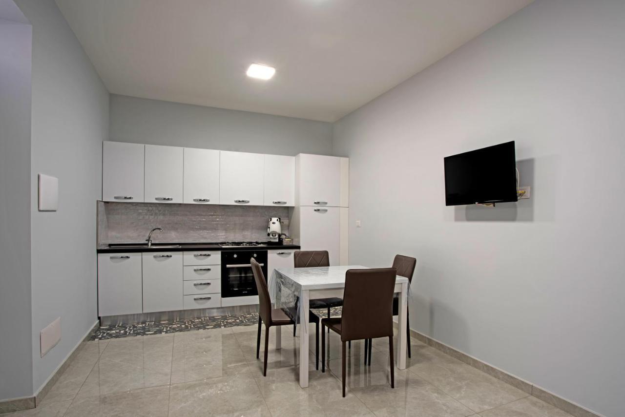 Giovi'S Apartments Castellammare di Stabia Kültér fotó