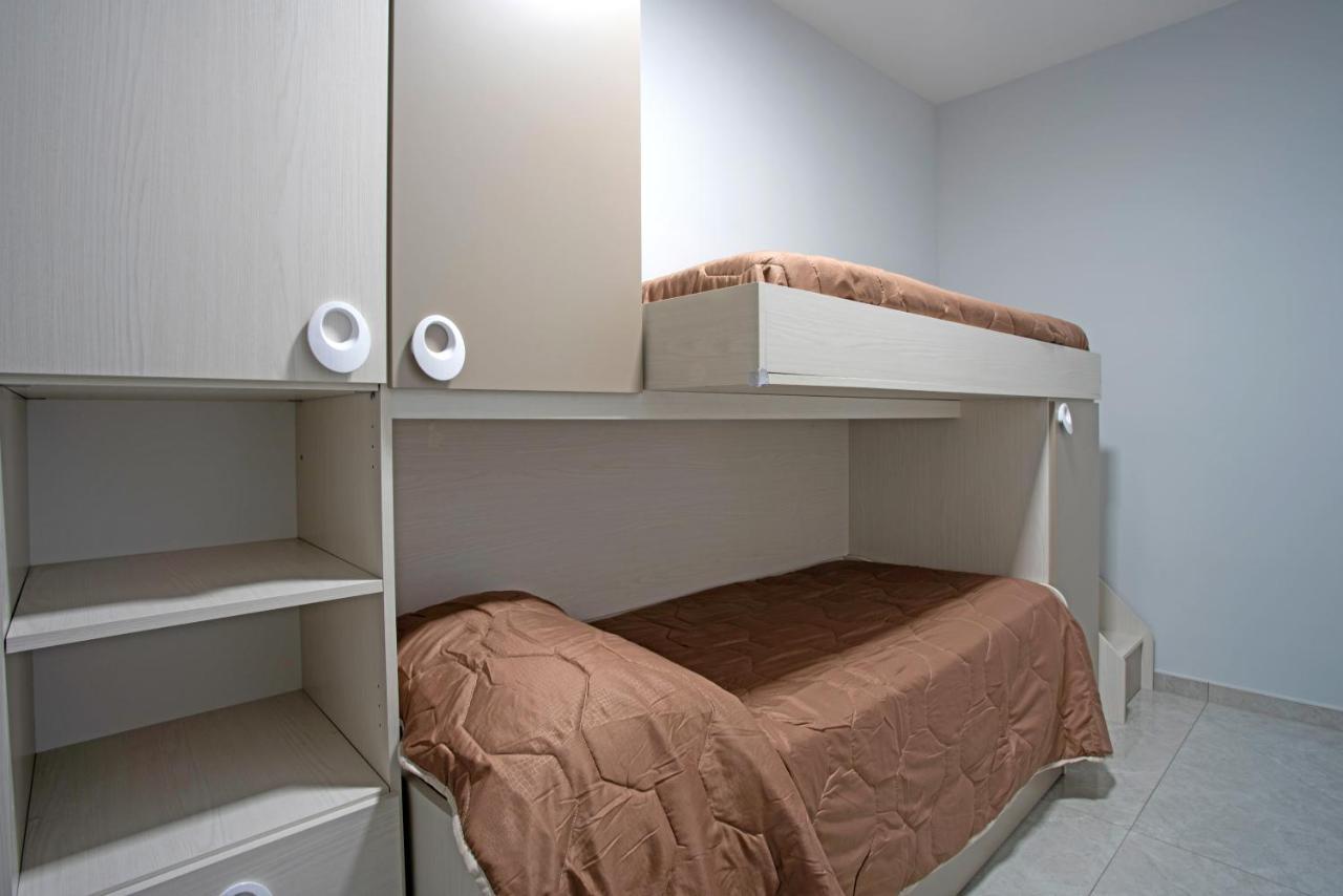 Giovi'S Apartments Castellammare di Stabia Kültér fotó