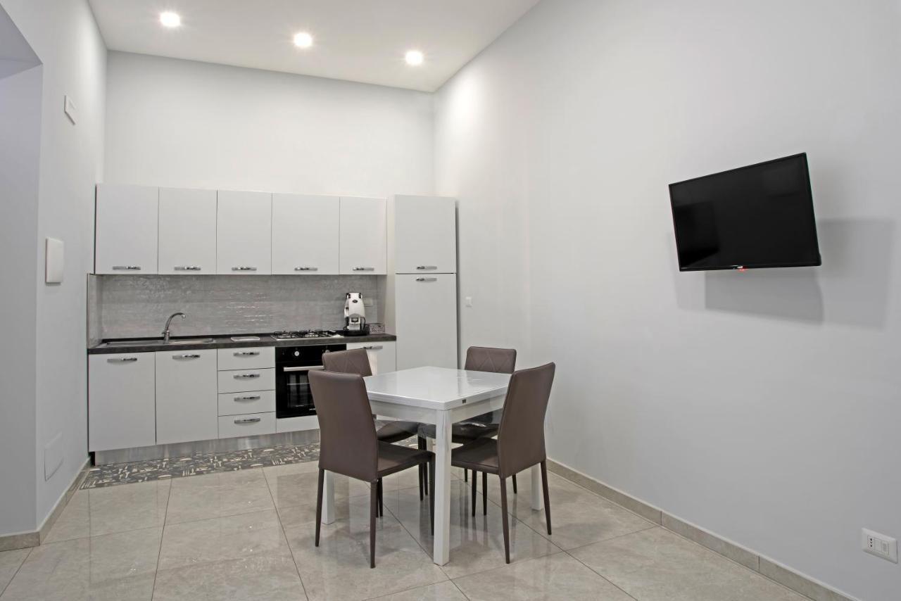 Giovi'S Apartments Castellammare di Stabia Kültér fotó